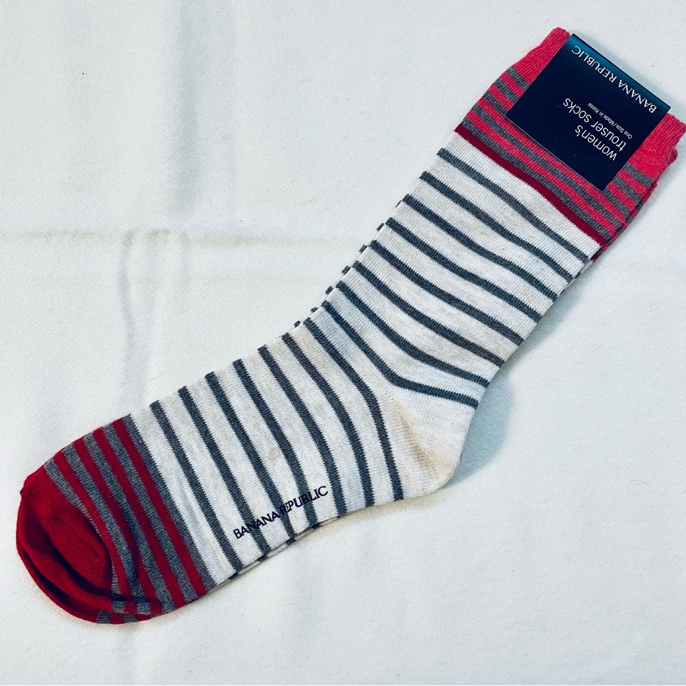 Banana Republic Trouser Socks Striped Gray Burgundy Lightweight